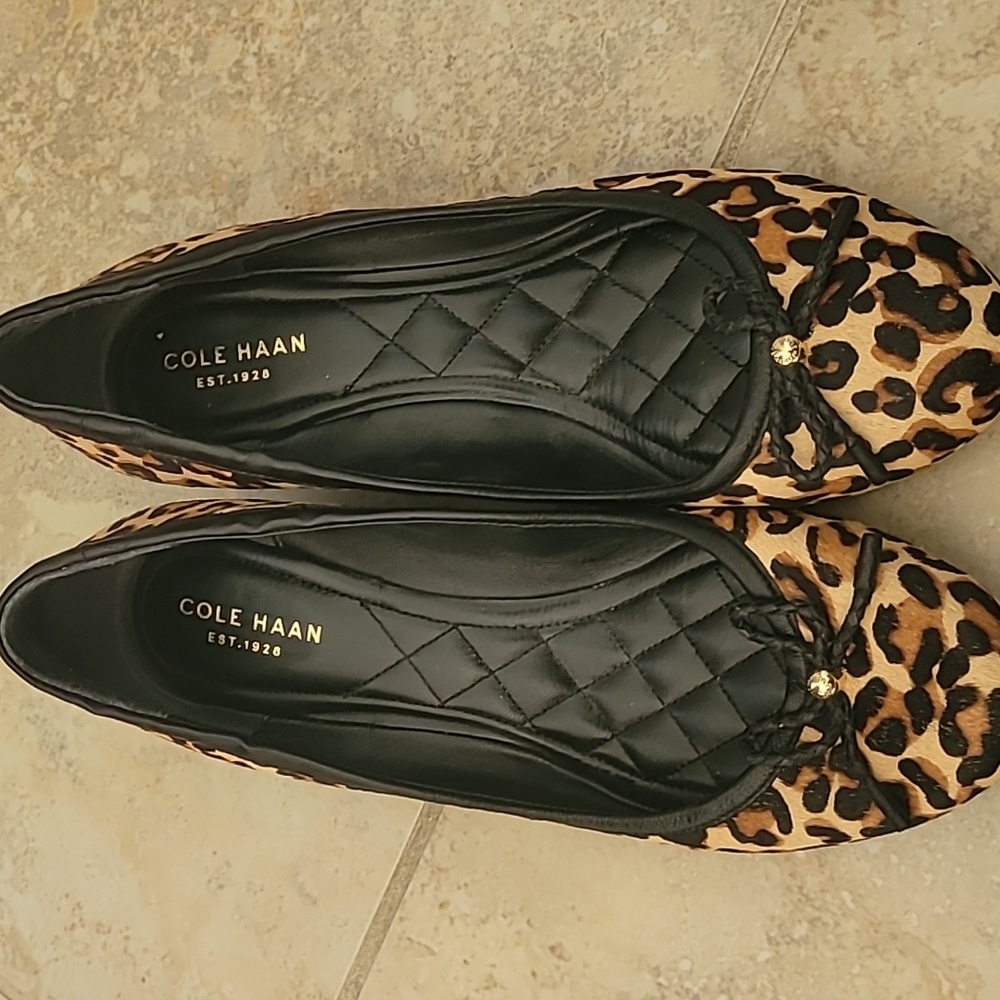 Shoes like new ..very comfortable and low heal